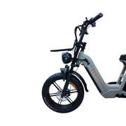 QmWheel D50 Elektrische Fatbike Grijs 250W Motor Dubbele Vering - Hypebikes
