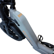 QmWheel D50 Elektrische Fatbike Grijs 250W Motor Dubbele Vering - Hypebikes